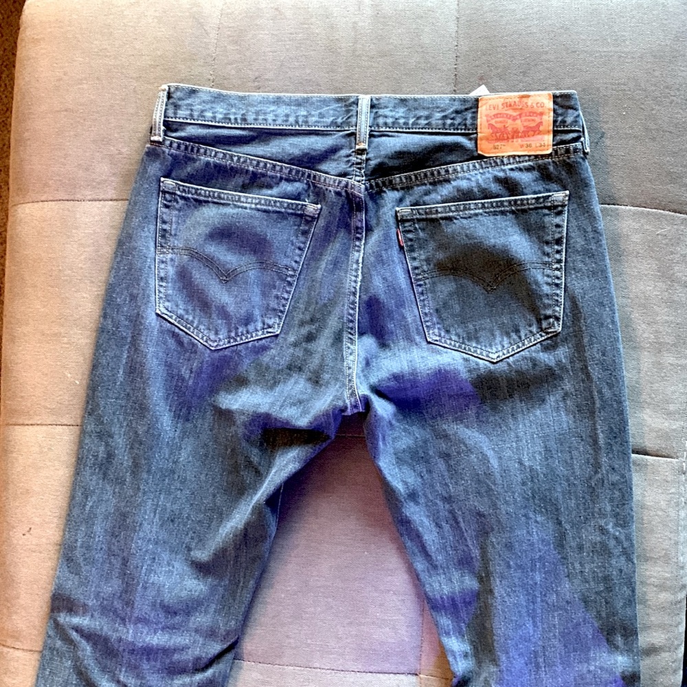 Levi 527’s dark wash straight leg jeans